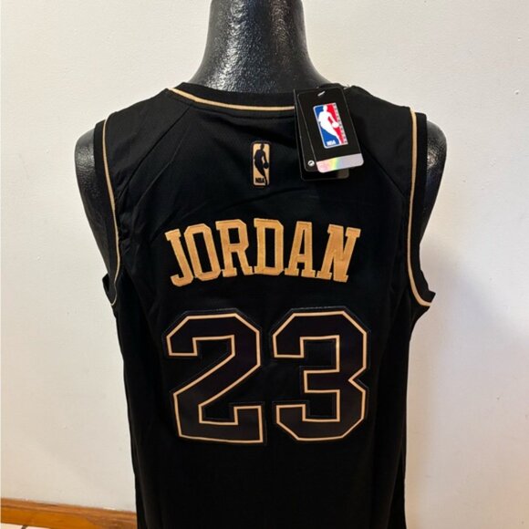 Chicago Bulls Michael Jordan # 23 Jersey Black/Gold , Unisex - Picture 11 of 12